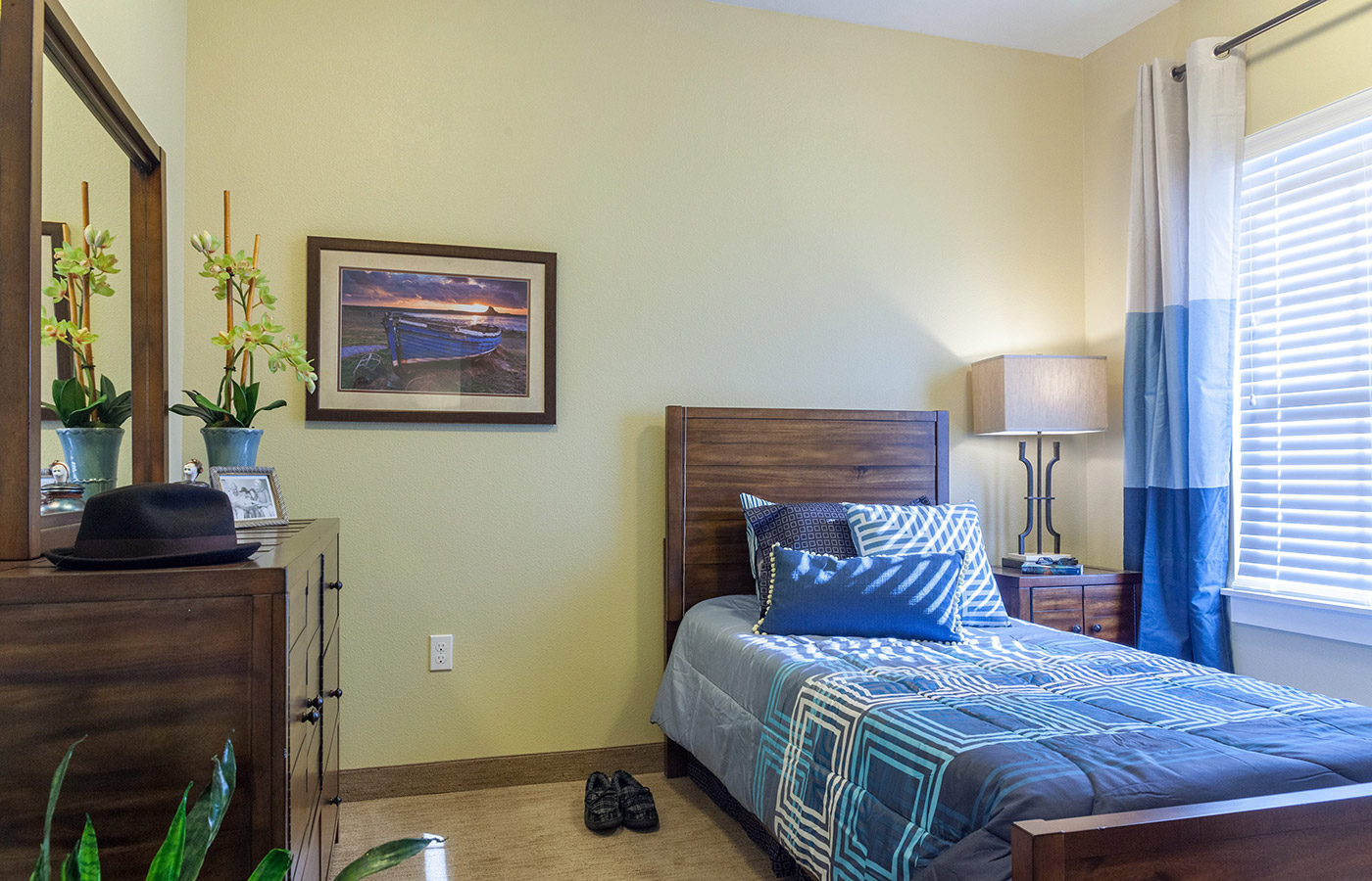 A suite in Caliche Senior Living.