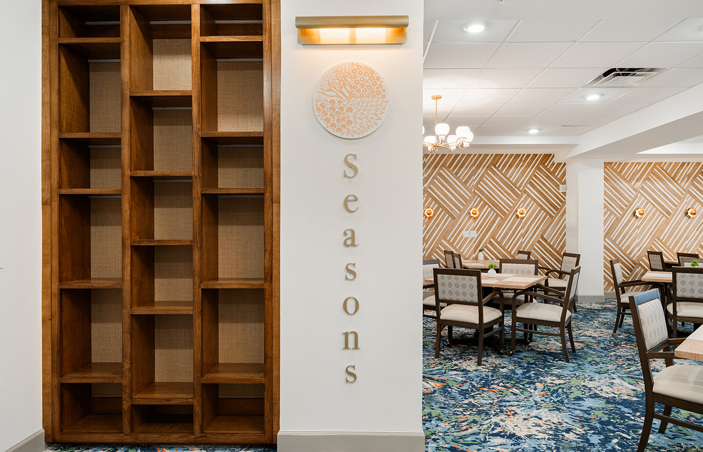 A dining room ready for service.