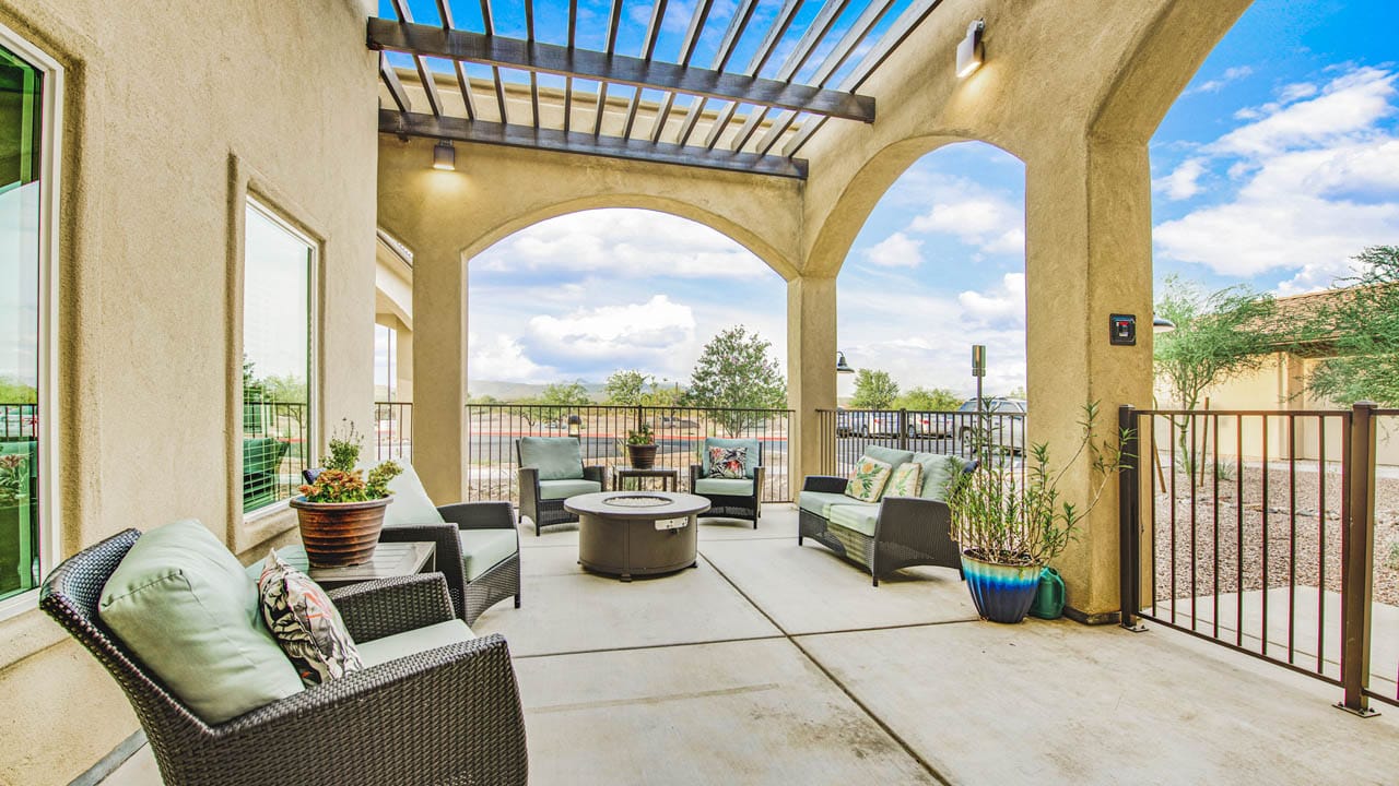 The patio at The Watermark at Continental Ranch.