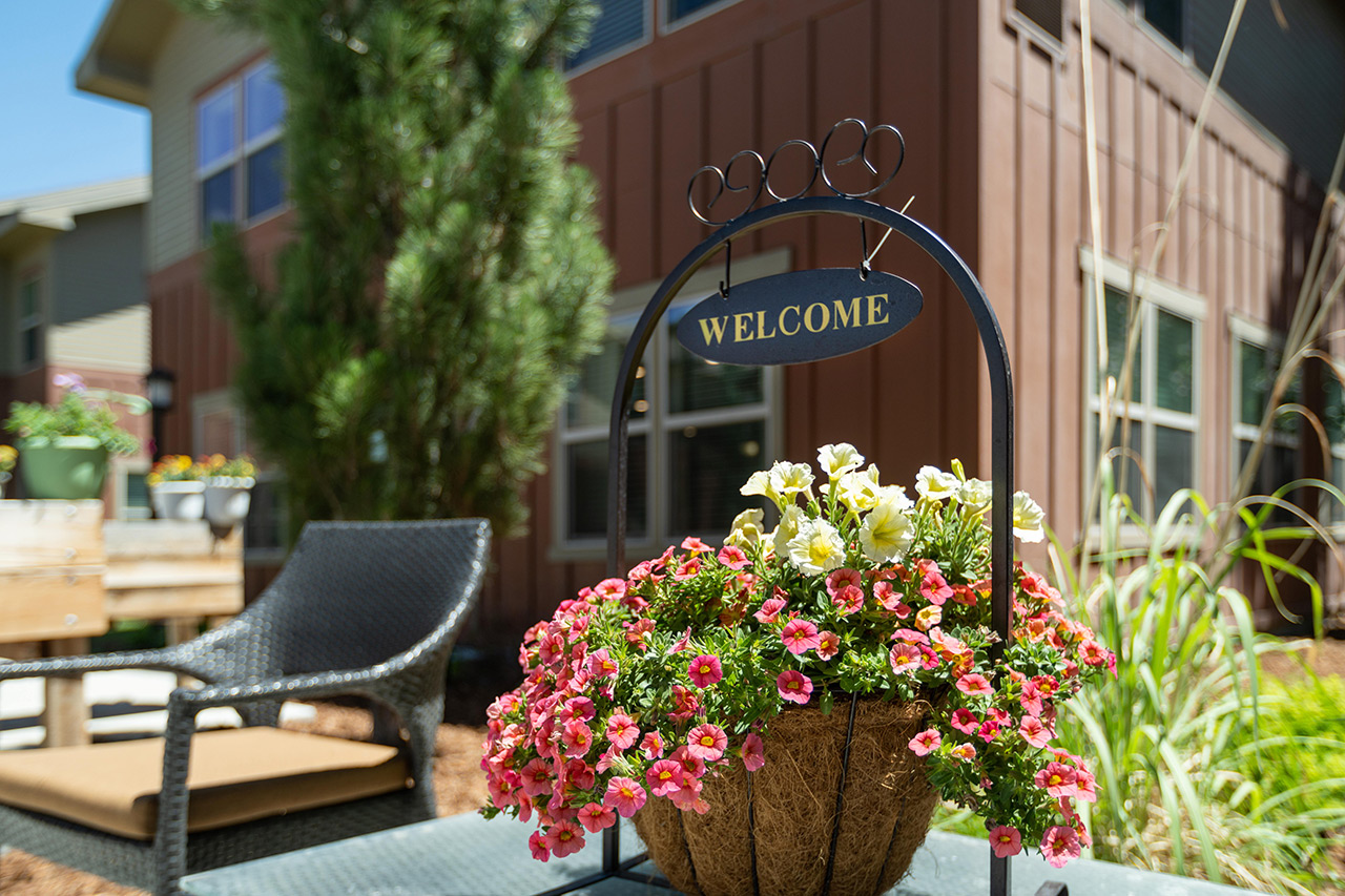 The courtyard at Summit Senior Living.