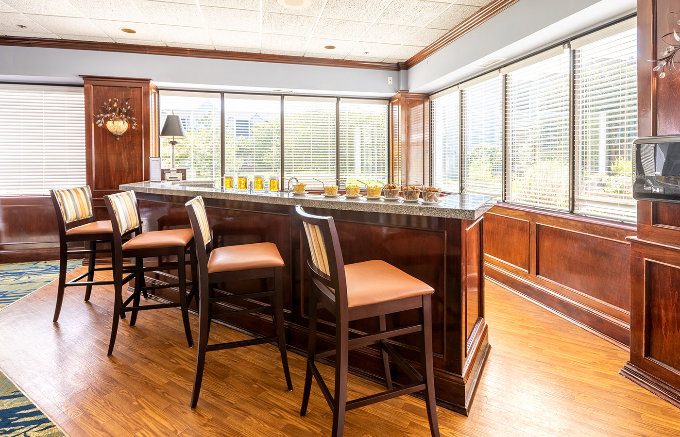 A bar at The Fountains at Crystal Lake.