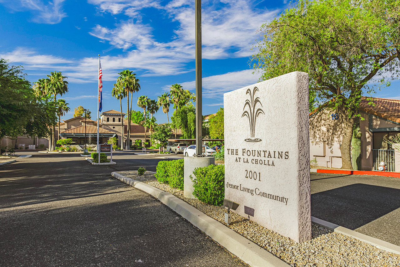 The Fountains of La Cholla sign at the entrance outside.