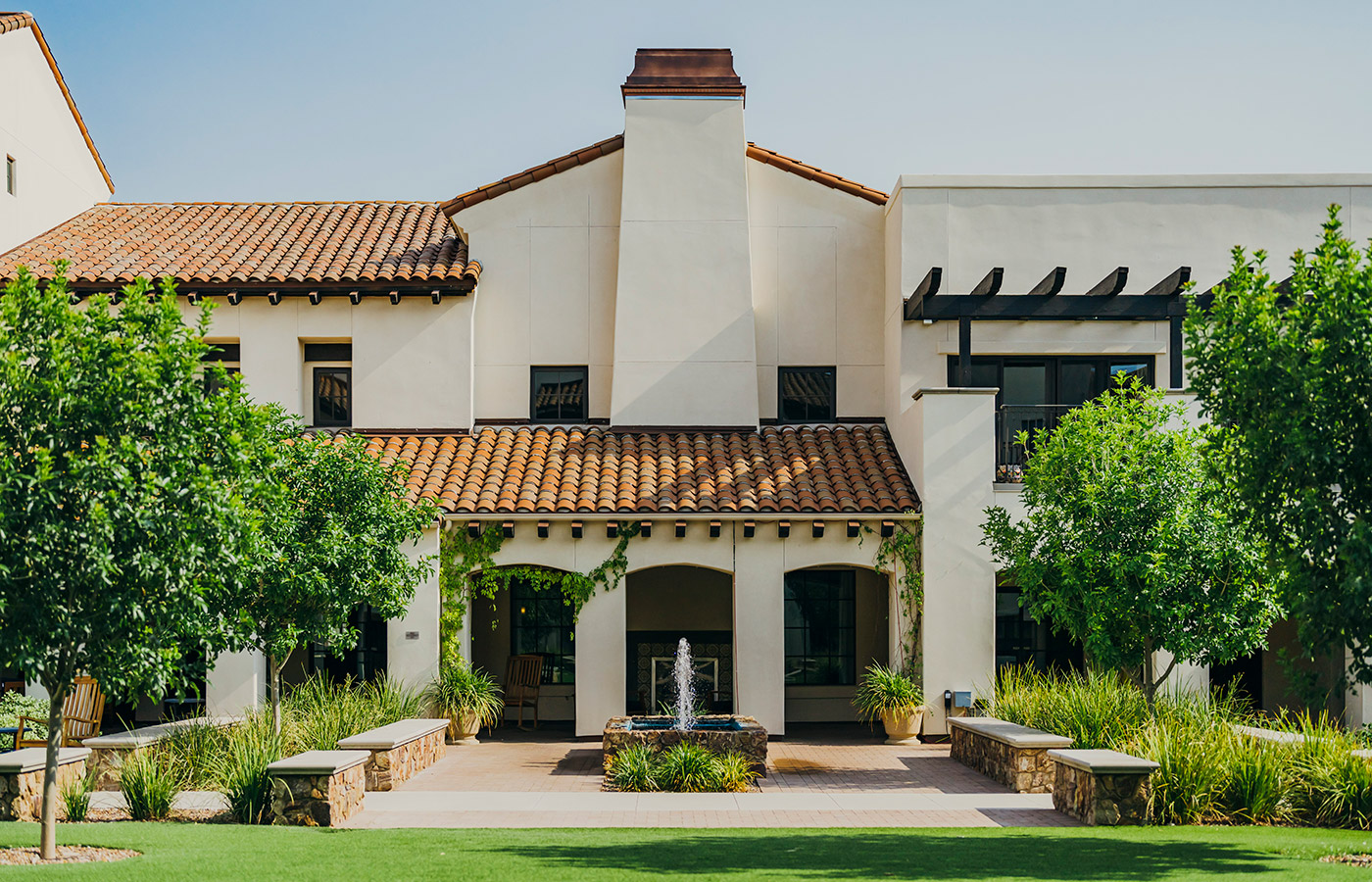 The Hacienda at the Canyon exterior building. 