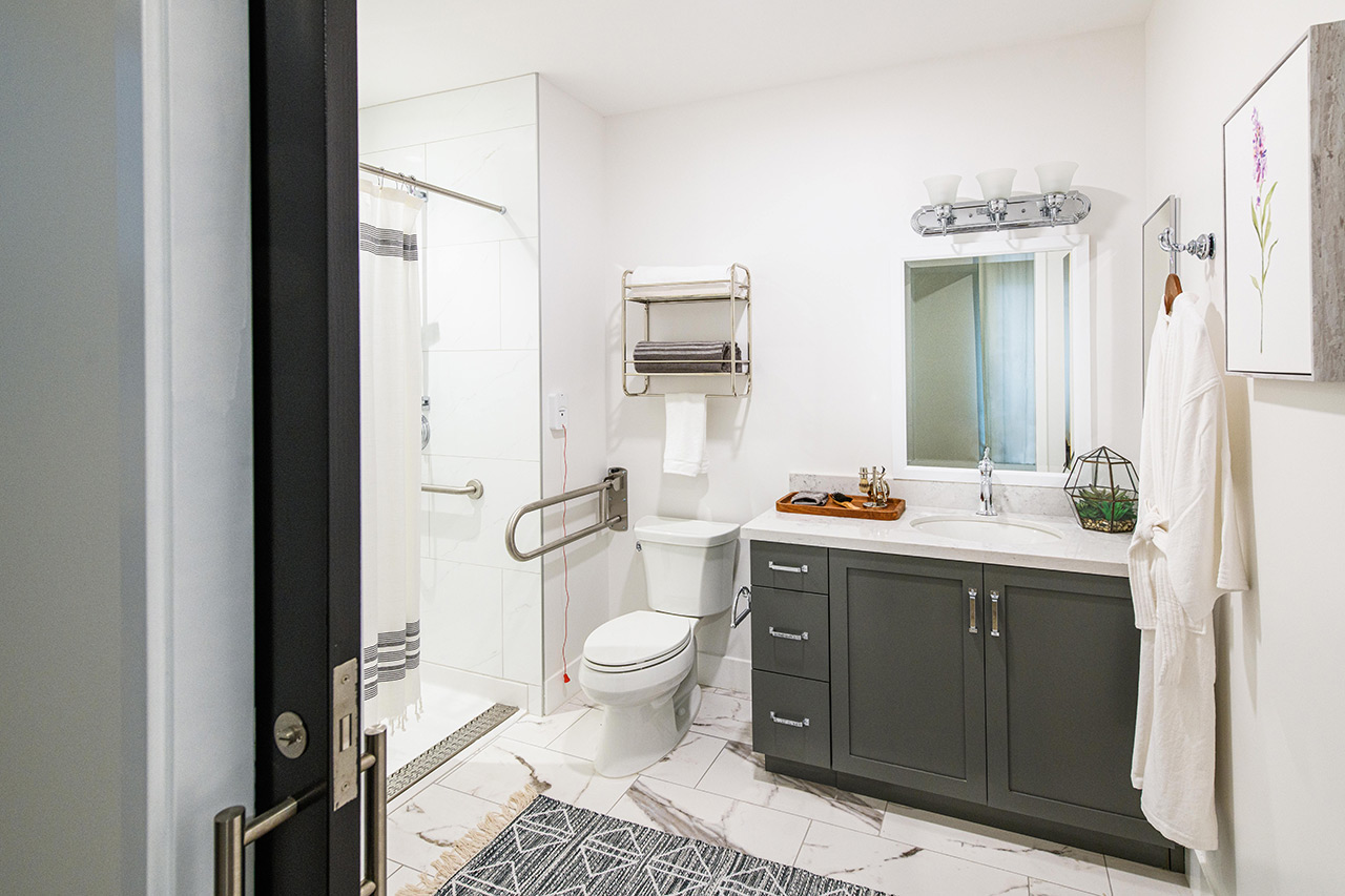 A bathroom in an apartment at The Watermark at Napa Valley.