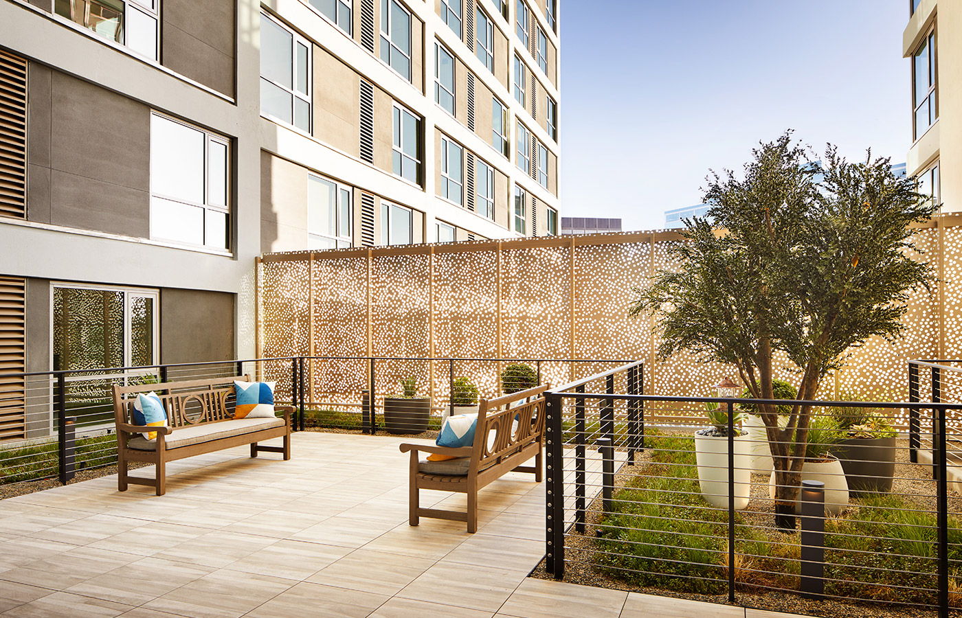 The garden and patio at The Watermark at Westwood Village.