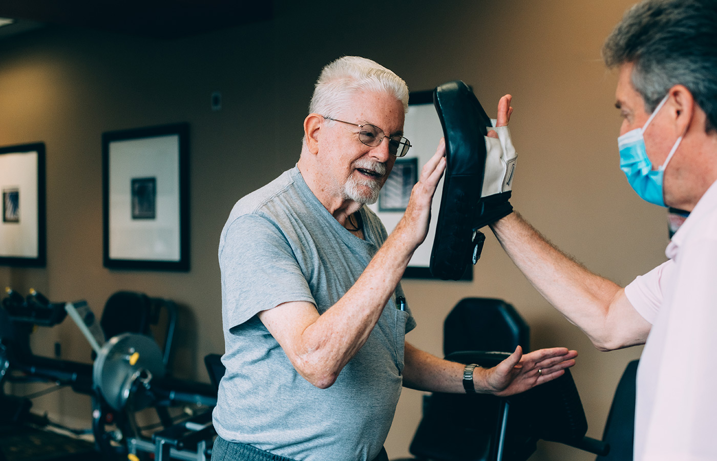 A resident in one on one boxing class