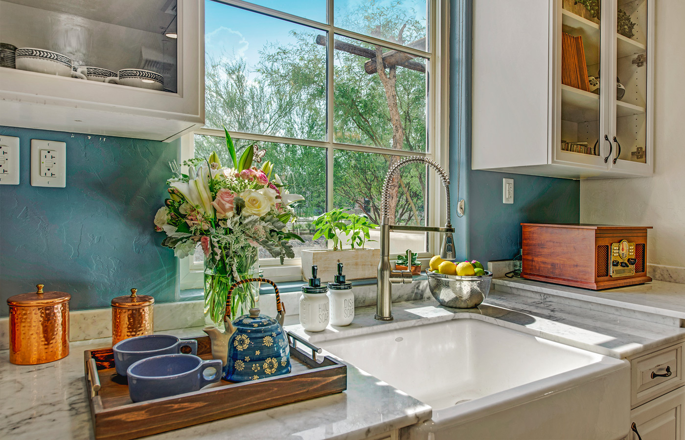 A kitchen in a community.