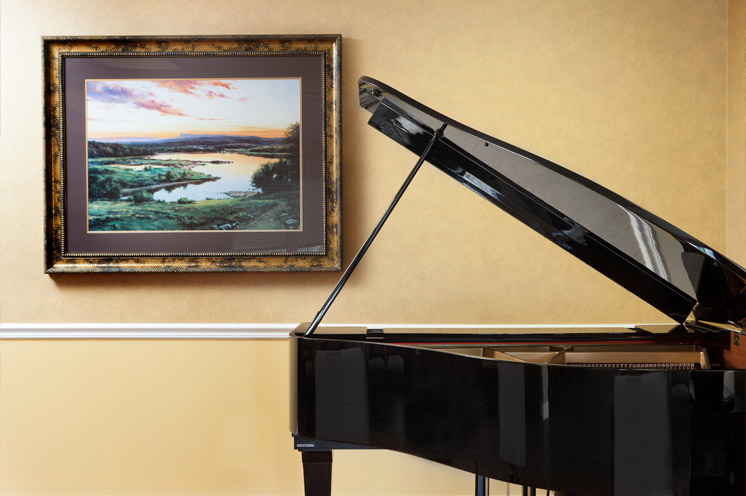 A piano at The Fountains at Greenbriar.