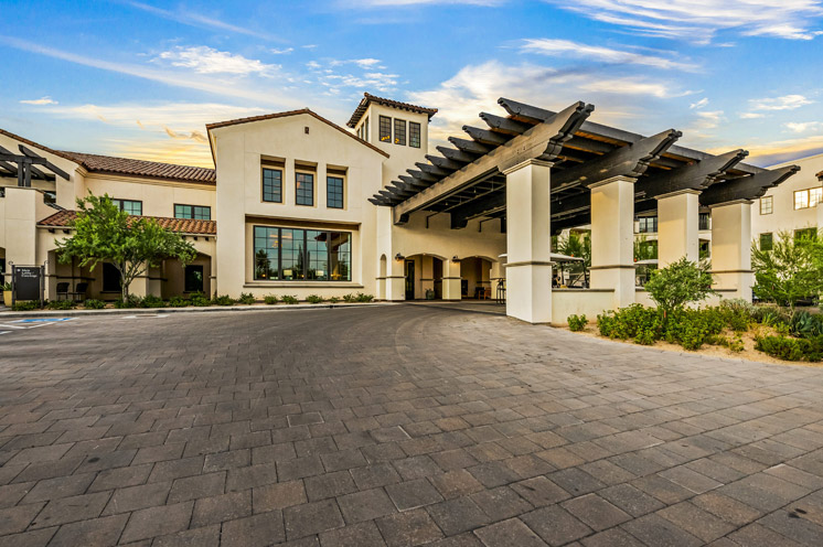 The Hacienda at the Canyon exterior building. 