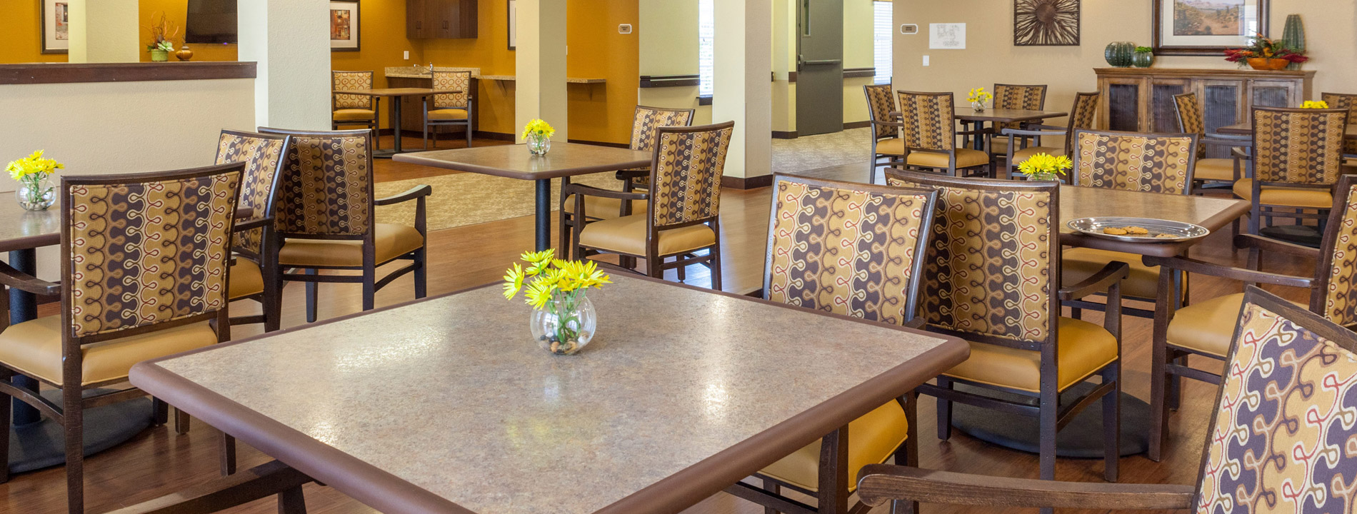 Dining area in Caliche Senior Living.