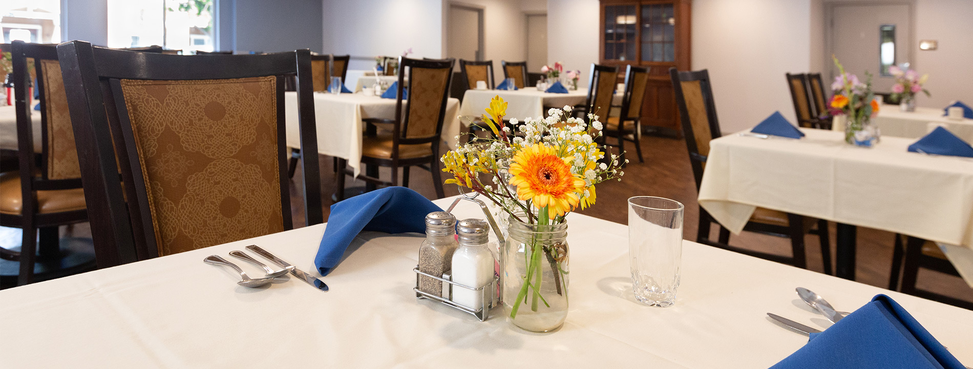 A dining area at Raincross at Riverside.