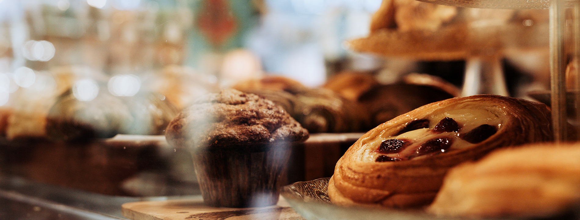 A bakery near The Fountains at Crystal Lake.