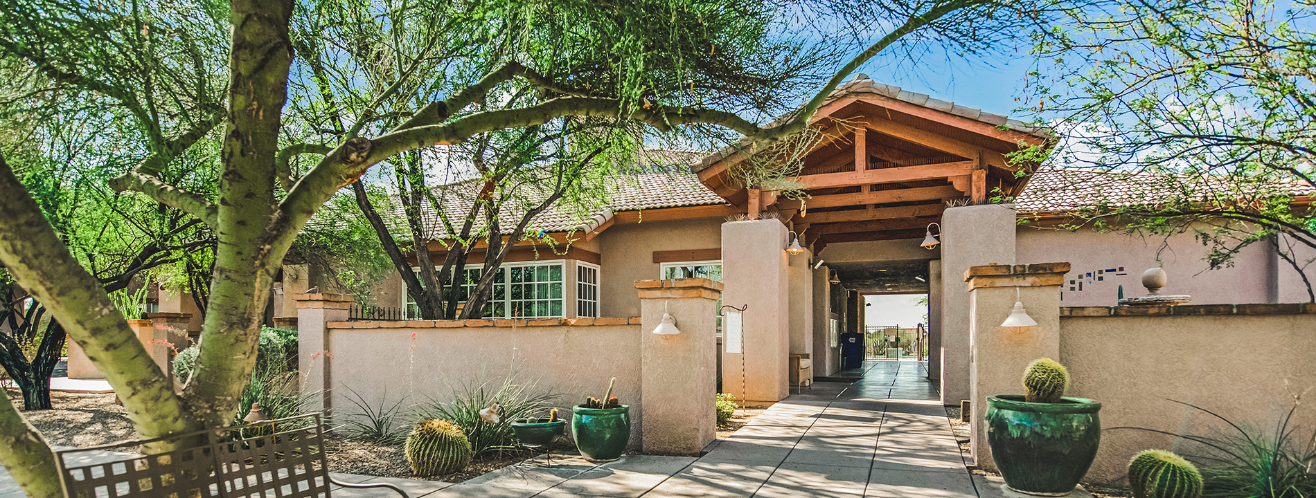 The exterior of The Fountains at La Cholla.