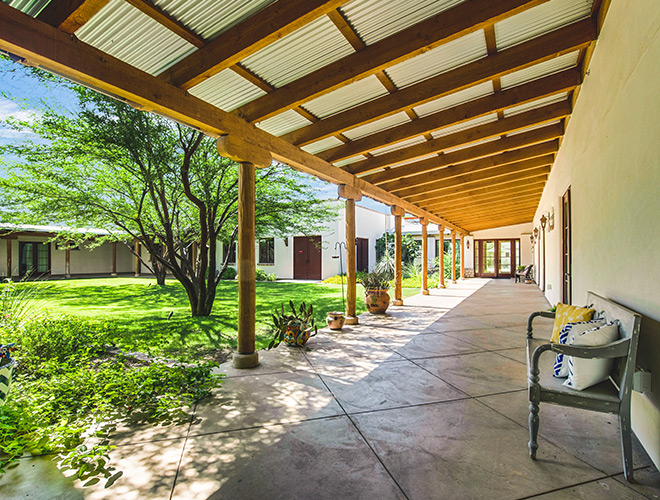 The Hacienda at the River courtyard.